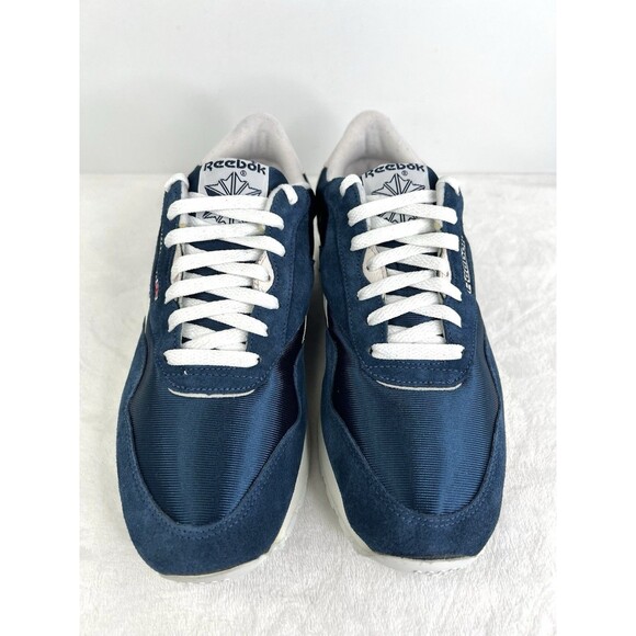 Vintage Reebok Classic Nylon Suede Sneaker Men’s Size 9 Blue White 80s 90s main image 4